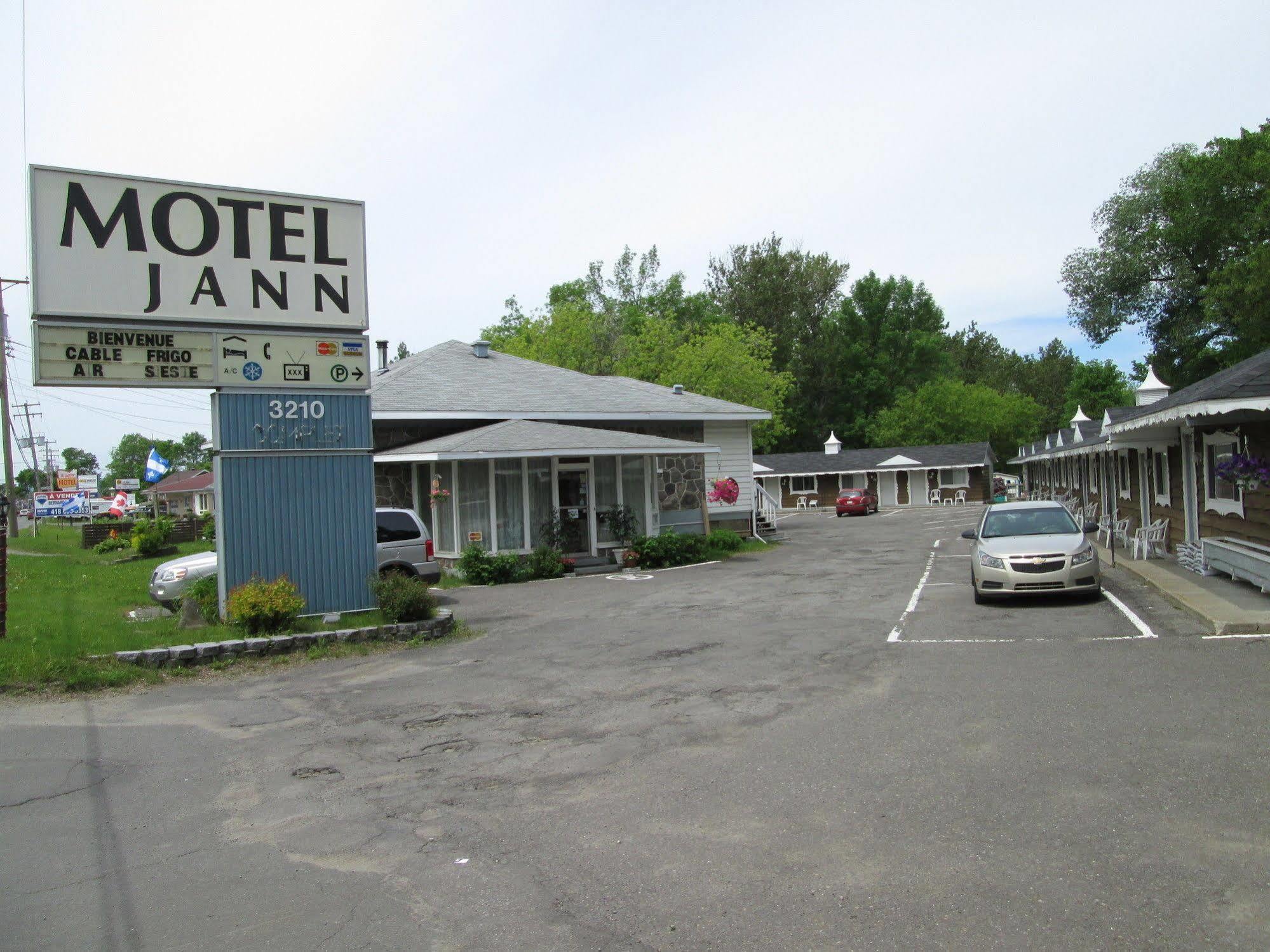 Motel Jann Québec Exteriör bild